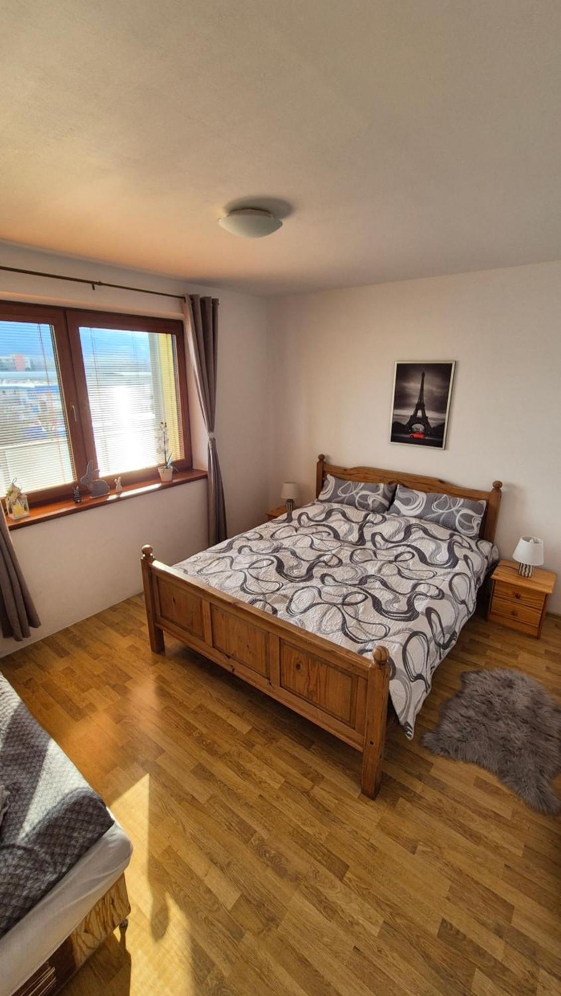 2 Room Apartment With Terrace 455, Apartmany Liptov Liptovský Mikuláš Exteriör bild